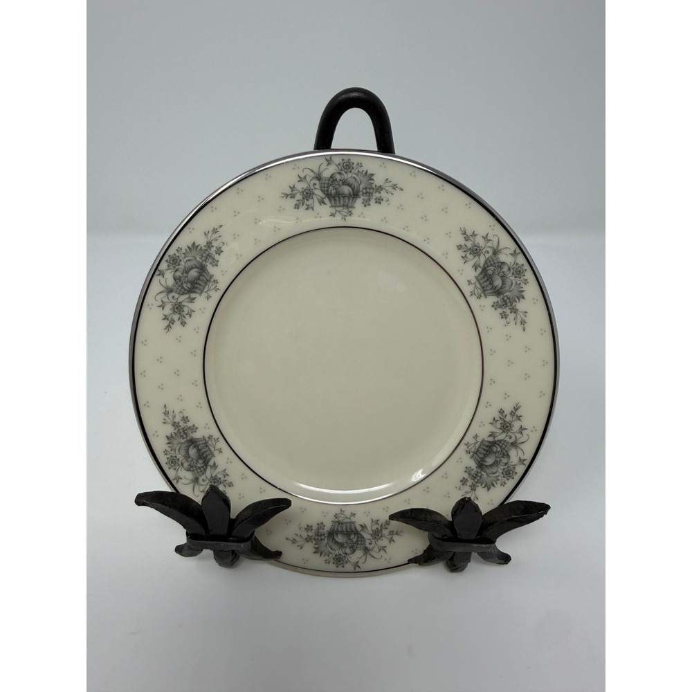 Lenox Beacon Hill Bread and Butter Plate Ivory Platinum Trim Grey Floral E502